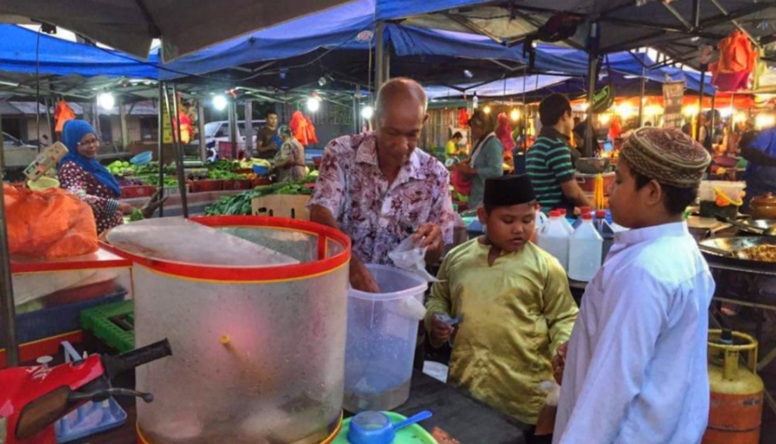 Pasar Malam Kg Raja Uda